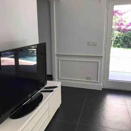 Luxury With Pool And Garden Perfect Location 别墅 滨海博利厄